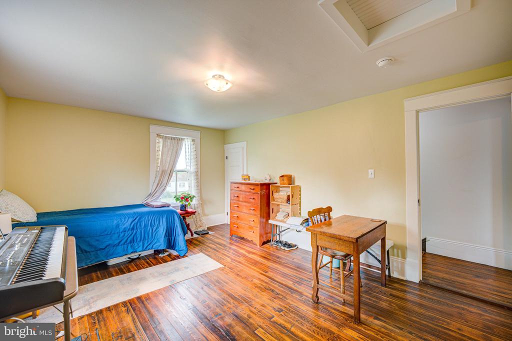 24177 RAPIDAN RD, MITCHELLS, Virginia 22729, 3 Bedrooms Bedrooms, ,1 BathroomBathrooms,Residential,24177 RAPIDAN RD,VACU2014414 MLS # VACU2014414