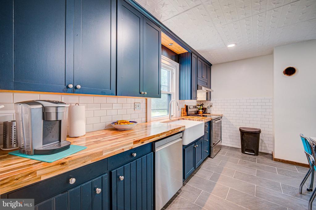 24177 RAPIDAN RD, MITCHELLS, Virginia 22729, 3 Bedrooms Bedrooms, ,1 BathroomBathrooms,Residential,24177 RAPIDAN RD,VACU2014414 MLS # VACU2014414