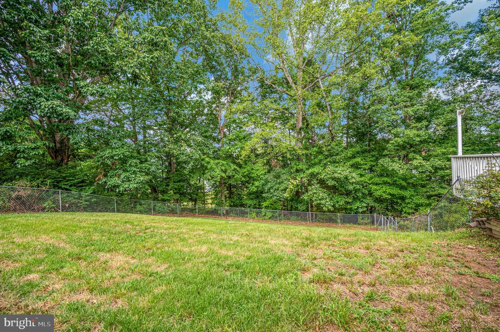 6823 MASSAPONAX CHURCH RD, SPOTSYLVANIA, Virginia 22551, 5 Bedrooms Bedrooms, ,3 BathroomsBathrooms,Residential,6823 MASSAPONAX CHURCH RD,VASP2043780 MLS # VASP2043780