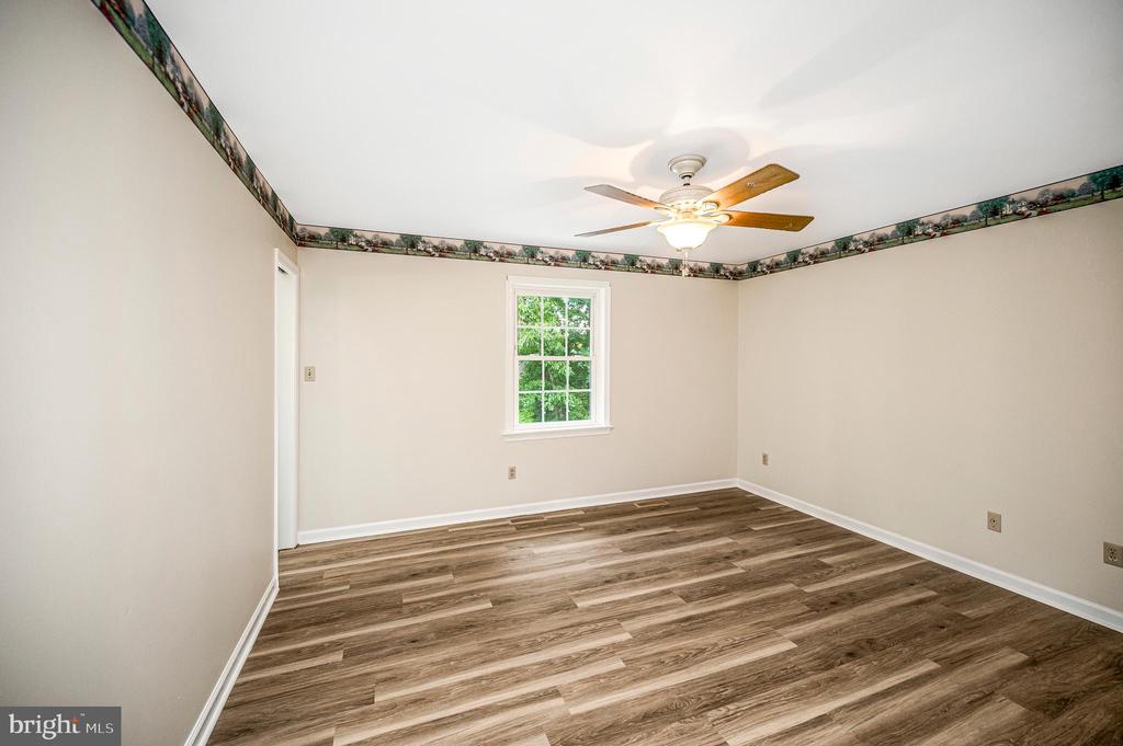 6823 MASSAPONAX CHURCH RD, SPOTSYLVANIA, Virginia 22551, 5 Bedrooms Bedrooms, ,3 BathroomsBathrooms,Residential,6823 MASSAPONAX CHURCH RD,VASP2043780 MLS # VASP2043780