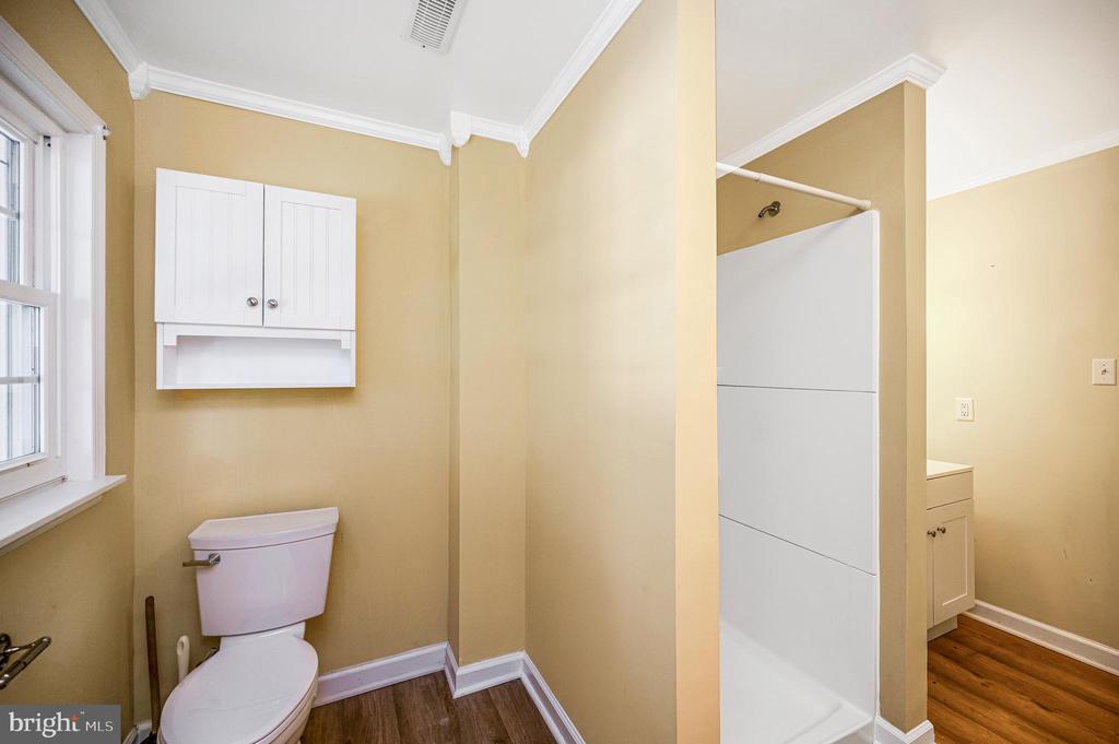 6823 MASSAPONAX CHURCH RD, SPOTSYLVANIA, Virginia 22551, 5 Bedrooms Bedrooms, ,3 BathroomsBathrooms,Residential,6823 MASSAPONAX CHURCH RD,VASP2043780 MLS # VASP2043780