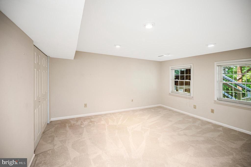 6823 MASSAPONAX CHURCH RD, SPOTSYLVANIA, Virginia 22551, 5 Bedrooms Bedrooms, ,3 BathroomsBathrooms,Residential,6823 MASSAPONAX CHURCH RD,VASP2043780 MLS # VASP2043780