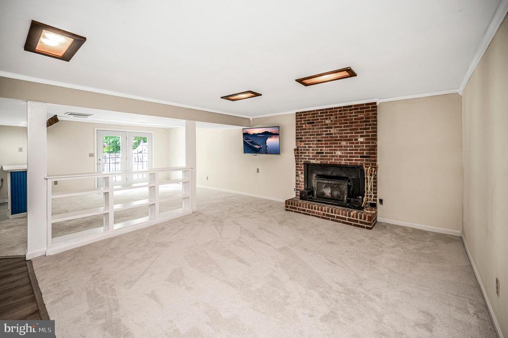 6823 MASSAPONAX CHURCH RD, SPOTSYLVANIA, Virginia 22551, 5 Bedrooms Bedrooms, ,3 BathroomsBathrooms,Residential,6823 MASSAPONAX CHURCH RD,VASP2043780 MLS # VASP2043780