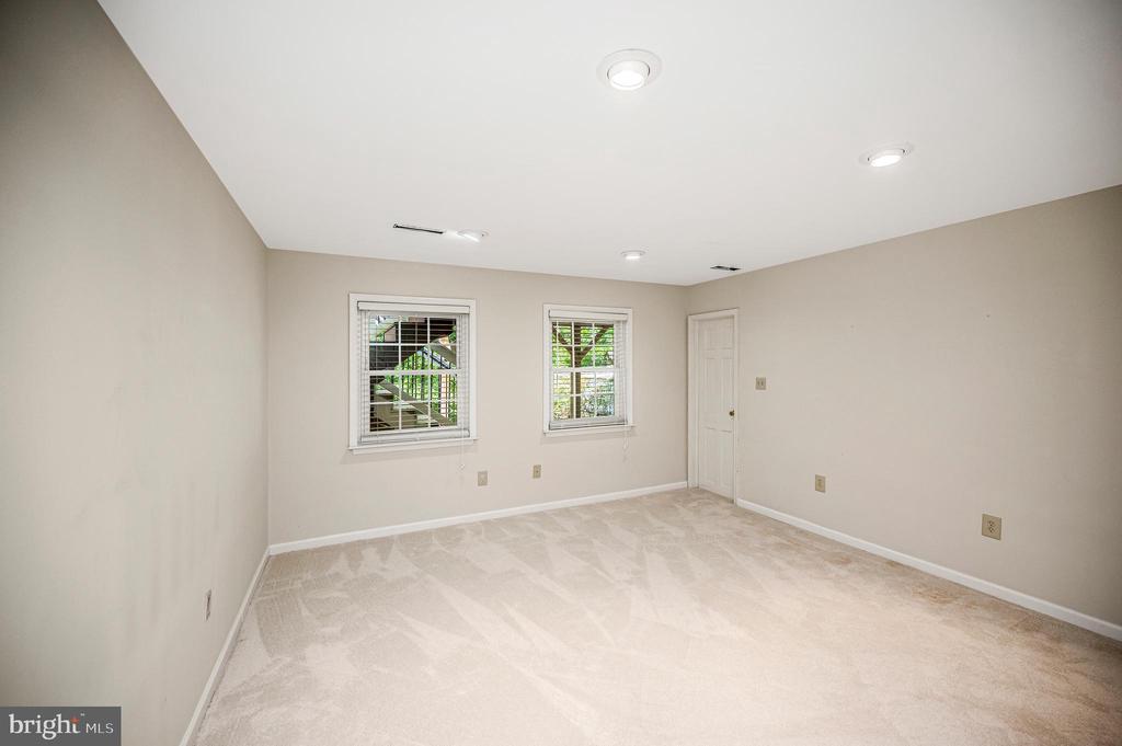 6823 MASSAPONAX CHURCH RD, SPOTSYLVANIA, Virginia 22551, 5 Bedrooms Bedrooms, ,3 BathroomsBathrooms,Residential,6823 MASSAPONAX CHURCH RD,VASP2043780 MLS # VASP2043780
