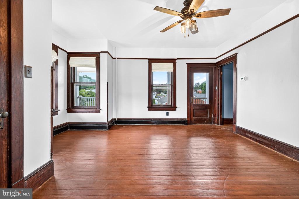 501 PENNSYLVANIA AVE, SHENANDOAH, Virginia 22849, 4 Bedrooms Bedrooms, ,1 BathroomBathrooms,Residential,501 PENNSYLVANIA AVE,VAPA2006670 MLS # VAPA2006670