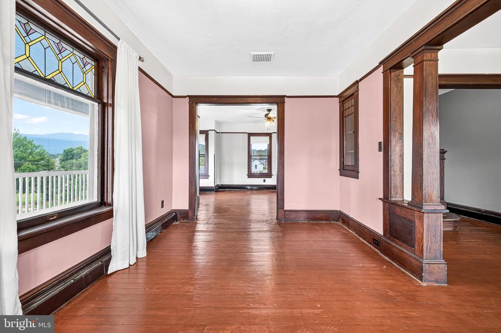 501 PENNSYLVANIA AVE, SHENANDOAH, Virginia 22849, 4 Bedrooms Bedrooms, ,1 BathroomBathrooms,Residential,501 PENNSYLVANIA AVE,VAPA2006670 MLS # VAPA2006670