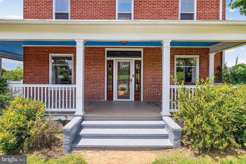 501 PENNSYLVANIA AVE, SHENANDOAH, Virginia 22849, 4 Bedrooms Bedrooms, ,1 BathroomBathrooms,Residential,501 PENNSYLVANIA AVE,VAPA2006670 MLS # VAPA2006670