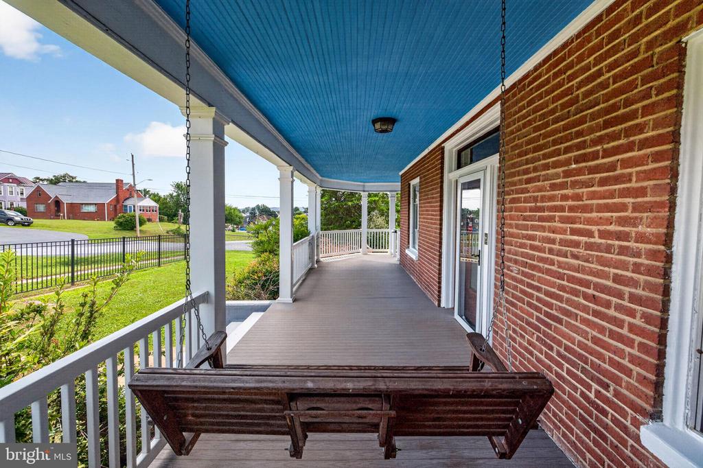 501 PENNSYLVANIA AVE, SHENANDOAH, Virginia 22849, 4 Bedrooms Bedrooms, ,1 BathroomBathrooms,Residential,501 PENNSYLVANIA AVE,VAPA2006670 MLS # VAPA2006670