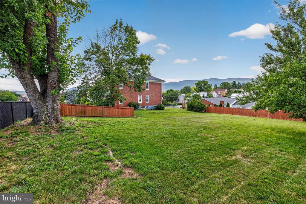 501 PENNSYLVANIA AVE, SHENANDOAH, Virginia 22849, 4 Bedrooms Bedrooms, ,1 BathroomBathrooms,Residential,501 PENNSYLVANIA AVE,VAPA2006670 MLS # VAPA2006670