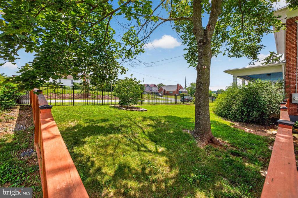 501 PENNSYLVANIA AVE, SHENANDOAH, Virginia 22849, 4 Bedrooms Bedrooms, ,1 BathroomBathrooms,Residential,501 PENNSYLVANIA AVE,VAPA2006670 MLS # VAPA2006670