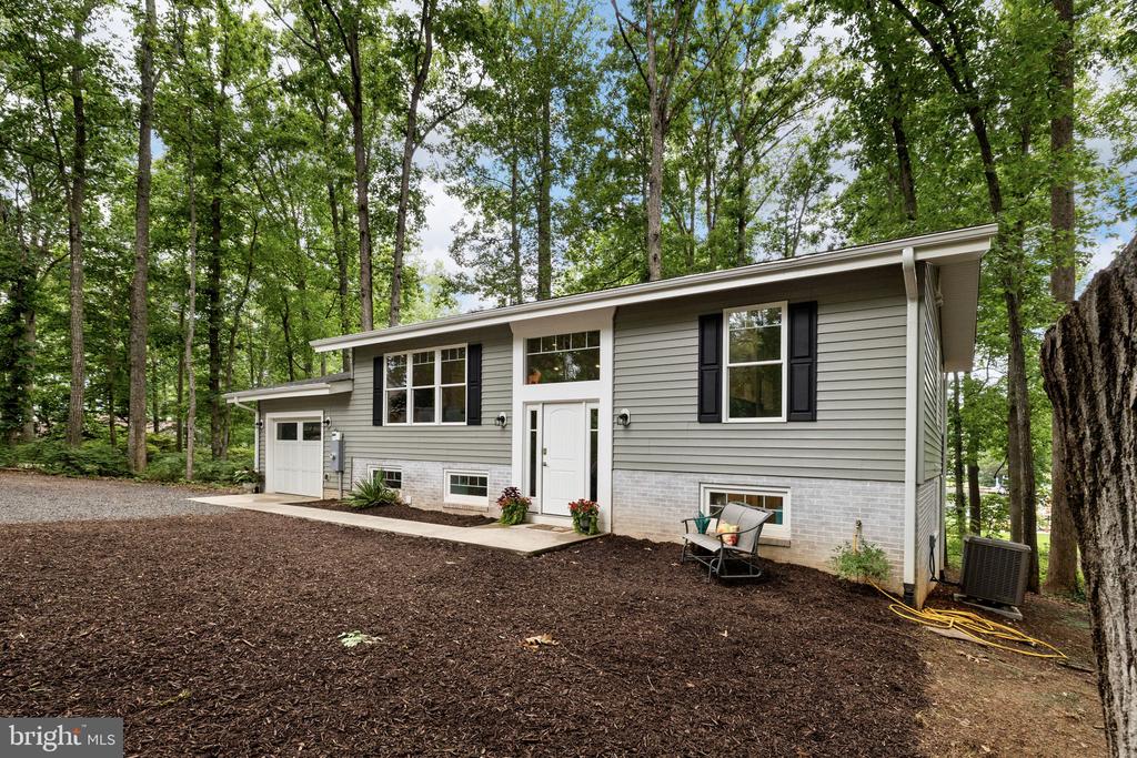 116 FEDERAL RD, LOCUST GROVE, Virginia 22508, 3 Bedrooms Bedrooms, ,2 BathroomsBathrooms,Residential,LAKE OF THE WOODS,116 FEDERAL RD,VAOR2014712 MLS # VAOR2014712 116 FEDERAL RD, LOCUST GROVE, Virginia 22508, 3 Bedrooms Bedrooms, ,2 BathroomsBathrooms,Residential,LAKE OF THE WOODS,116 FEDERAL RD,VAOR2014712 MLS # VAOR2014712