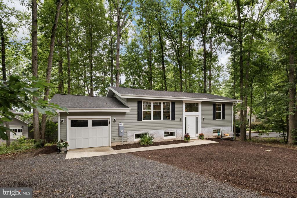 116 FEDERAL RD, LOCUST GROVE, Virginia 22508, 3 Bedrooms Bedrooms, ,2 BathroomsBathrooms,Residential,LAKE OF THE WOODS,116 FEDERAL RD,VAOR2014712 MLS # VAOR2014712 116 FEDERAL RD, LOCUST GROVE, Virginia 22508, 3 Bedrooms Bedrooms, ,2 BathroomsBathrooms,Residential,LAKE OF THE WOODS,116 FEDERAL RD,VAOR2014712 MLS # VAOR2014712