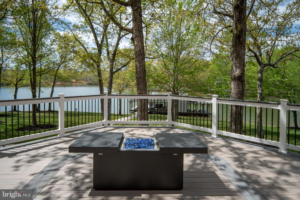 5404 BAZZANELLA DR, MINERAL, Virginia 23117, 8 Bedrooms Bedrooms, ,8 BathroomsBathrooms,Residential,5404 BAZZANELLA DR,VASP2043546 MLS # VASP2043546