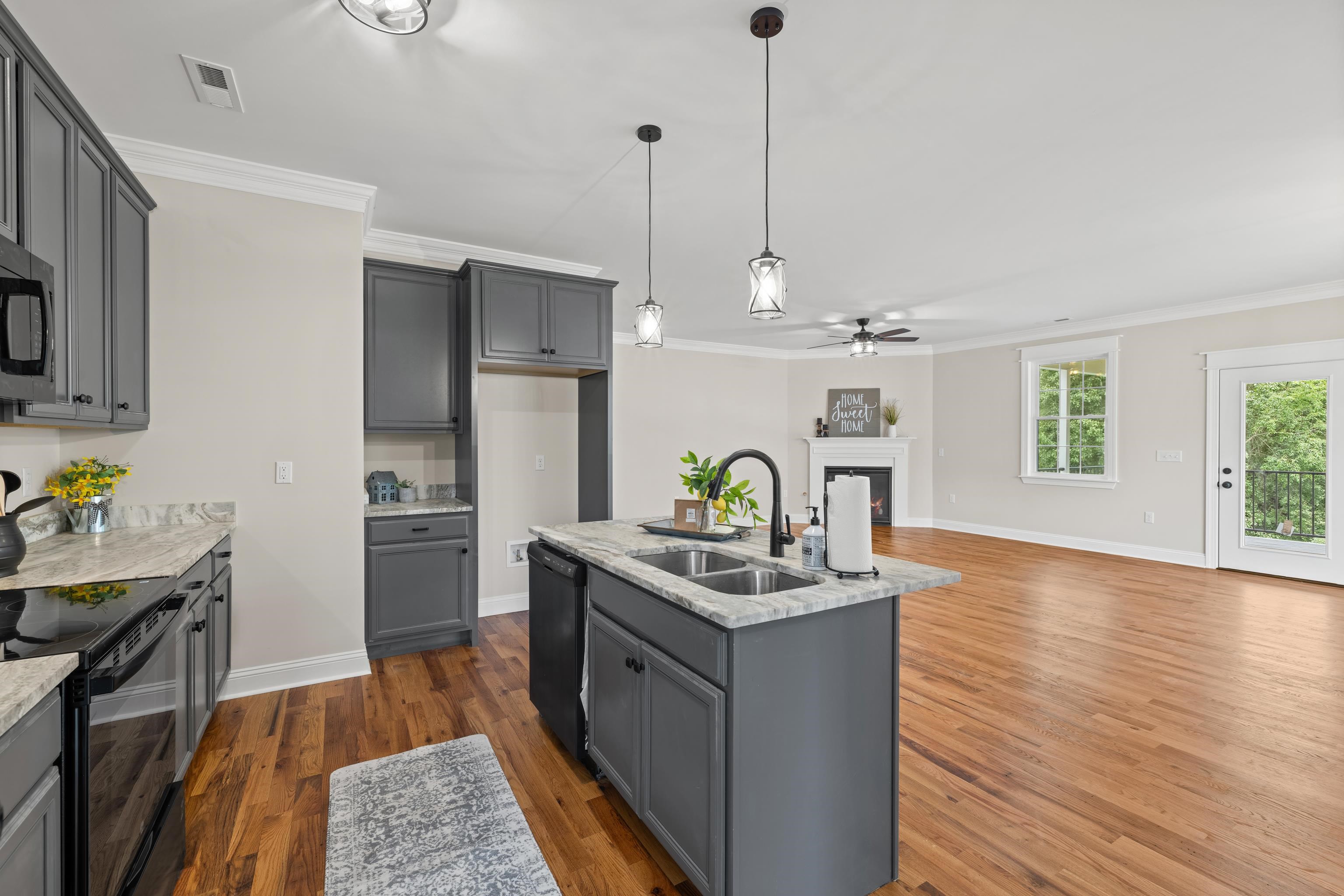 2524 BELVUE RD, WAYNESBORO, Virginia 22980, 3 Bedrooms Bedrooms, ,2 BathroomsBathrooms,Residential,2524 BELVUE RD,679428 MLS # 679428