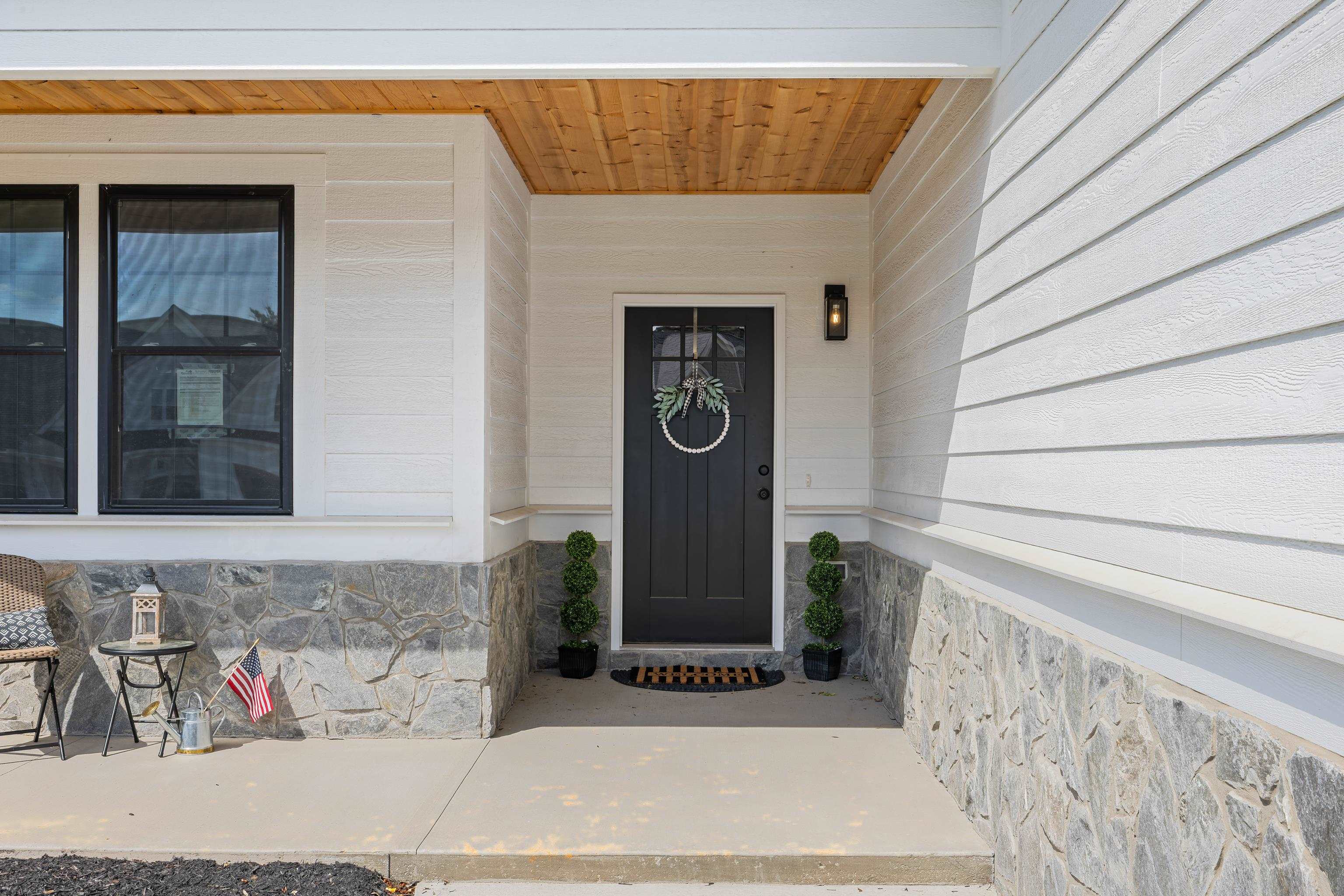 2524 BELVUE RD, WAYNESBORO, Virginia 22980, 3 Bedrooms Bedrooms, ,2 BathroomsBathrooms,Residential,2524 BELVUE RD,679428 MLS # 679428