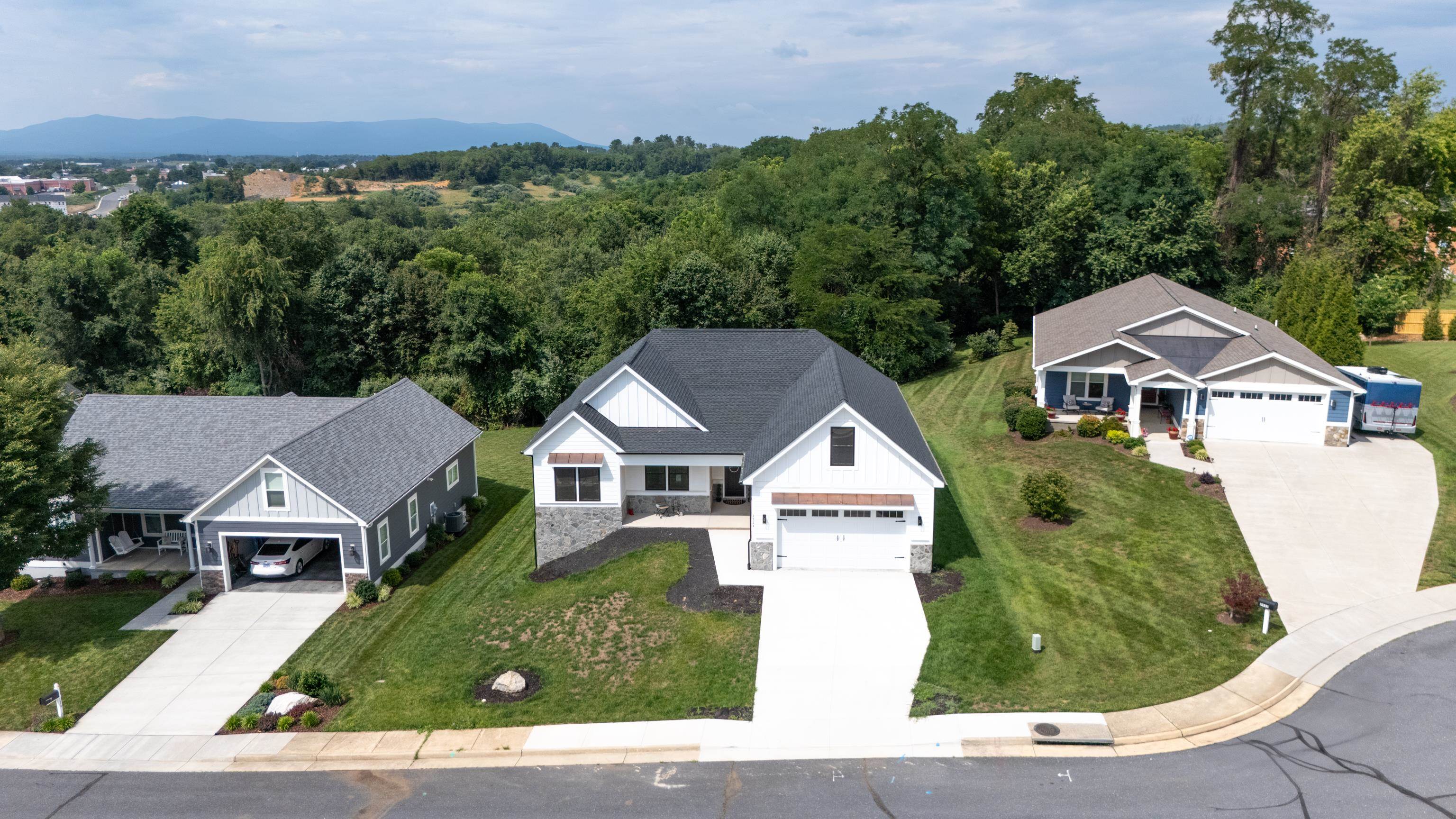 2524 BELVUE RD, WAYNESBORO, Virginia 22980, 3 Bedrooms Bedrooms, ,2 BathroomsBathrooms,Residential,2524 BELVUE RD,679428 MLS # 679428