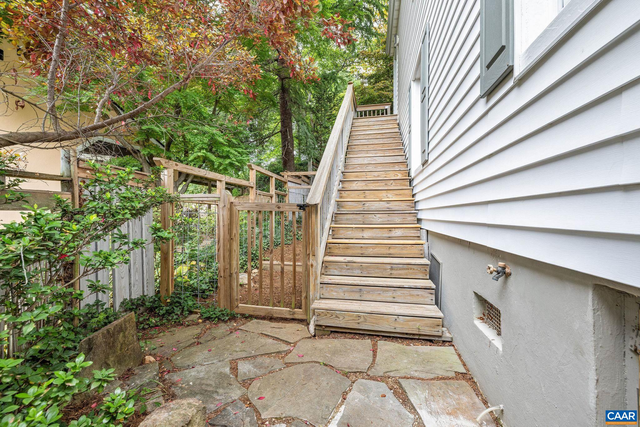107 PERRY DR, CHARLOTTESVILLE, Virginia 22902, 3 Bedrooms Bedrooms, ,2 BathroomsBathrooms,Residential,107 PERRY DR,679429 MLS # 679429