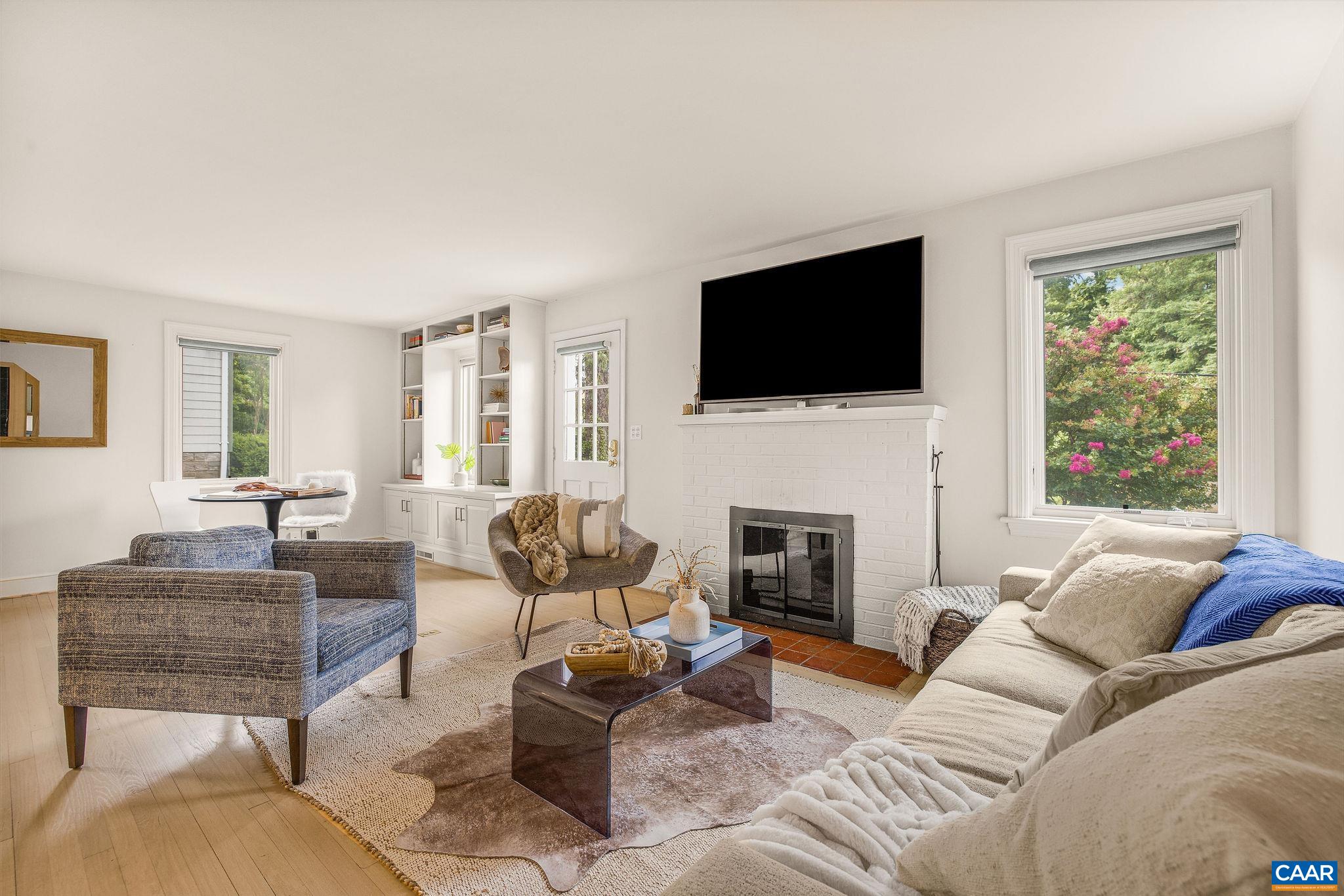 107 PERRY DR, CHARLOTTESVILLE, Virginia 22902, 3 Bedrooms Bedrooms, ,2 BathroomsBathrooms,Residential,107 PERRY DR,679429 MLS # 679429