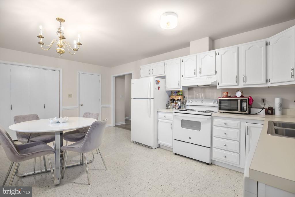11517 PIEDMONT, FREDERICKSBURG, Virginia 22407, 3 Bedrooms Bedrooms, ,2 BathroomsBathrooms,Residential,11517 PIEDMONT,VASP2043754 MLS # VASP2043754