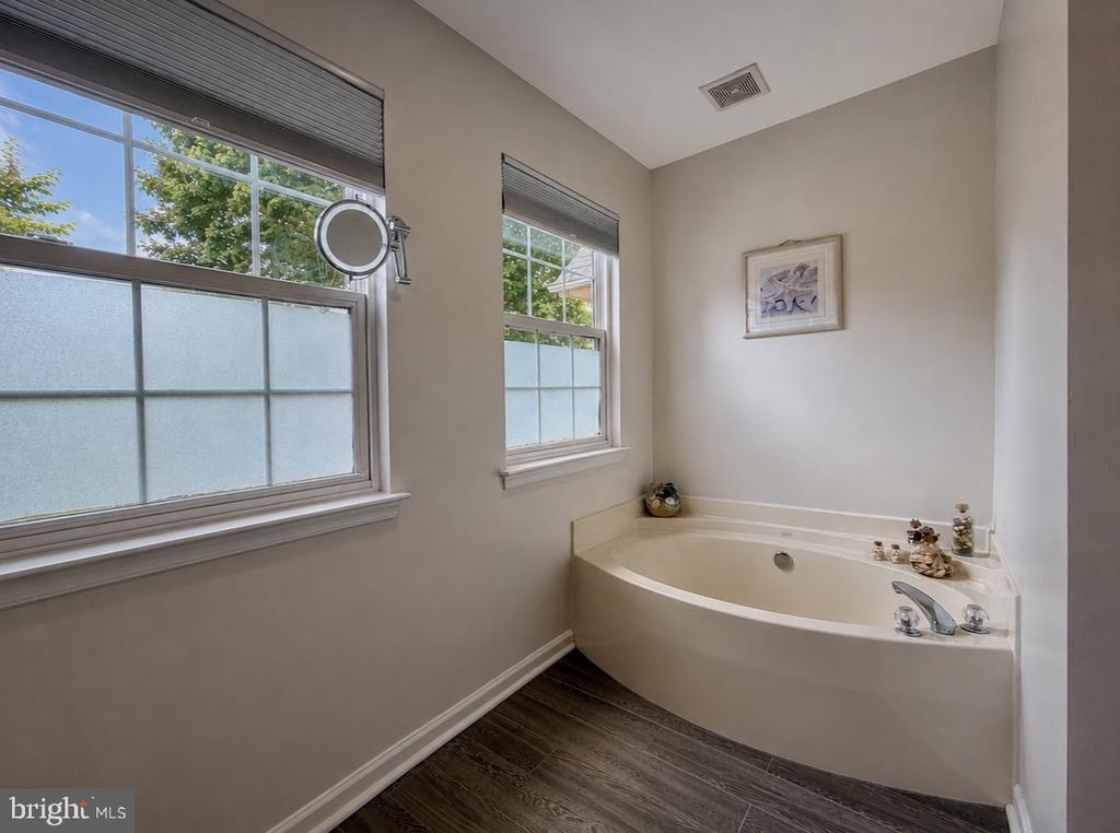 2043 CRANBERRY LN, CULPEPER, Virginia 22701, 3 Bedrooms Bedrooms, ,2 BathroomsBathrooms,Residential,2043 CRANBERRY LN,VACU2014410 MLS # VACU2014410