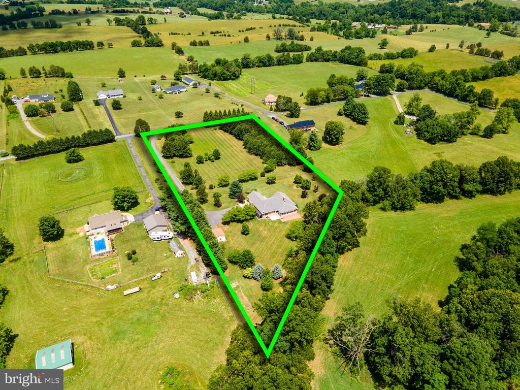 825 PARKVIEW ESTATES RD, LURAY, Virginia 22835, 2 Bedrooms Bedrooms, ,2 BathroomsBathrooms,Residential,825 PARKVIEW ESTATES RD,VAPA2006574 MLS # VAPA2006574 825 PARKVIEW ESTATES RD, LURAY, Virginia 22835, 2 Bedrooms Bedrooms, ,2 BathroomsBathrooms,Residential,825 PARKVIEW ESTATES RD,VAPA2006574 MLS # VAPA2006574