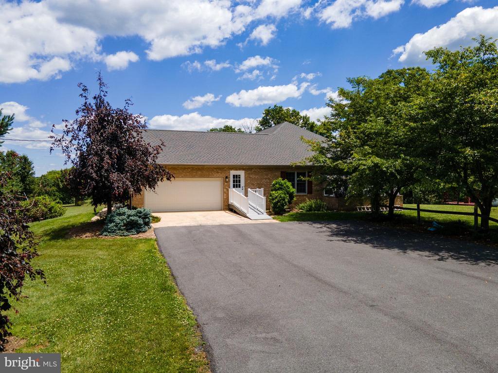 825 PARKVIEW ESTATES RD, LURAY, Virginia 22835, 2 Bedrooms Bedrooms, ,2 BathroomsBathrooms,Residential,825 PARKVIEW ESTATES RD,VAPA2006574 MLS # VAPA2006574 825 PARKVIEW ESTATES RD, LURAY, Virginia 22835, 2 Bedrooms Bedrooms, ,2 BathroomsBathrooms,Residential,825 PARKVIEW ESTATES RD,VAPA2006574 MLS # VAPA2006574