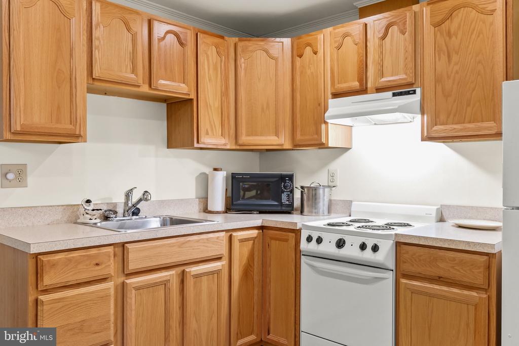 7131 ACADEMY RD, WARRENTON, Virginia 20187, 4 Bedrooms Bedrooms, ,3 BathroomsBathrooms,Residential,7131 ACADEMY RD,VAFQ2022930 MLS # VAFQ2022930