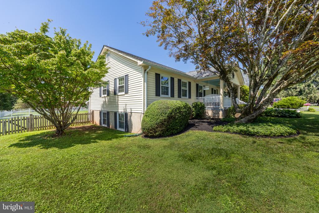 7131 ACADEMY RD, WARRENTON, Virginia 20187, 4 Bedrooms Bedrooms, ,3 BathroomsBathrooms,Residential,7131 ACADEMY RD,VAFQ2022930 MLS # VAFQ2022930