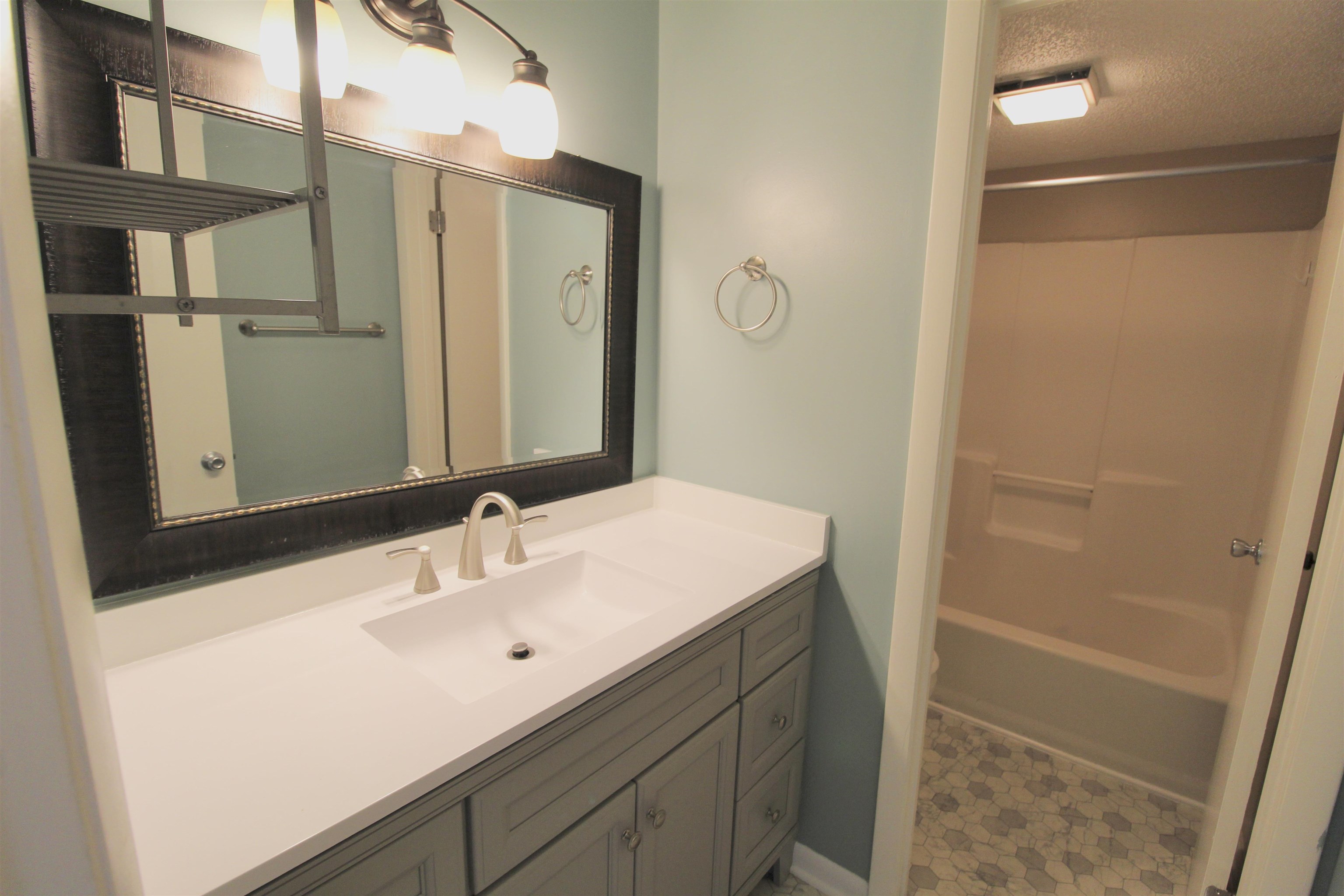 1372 HUNTERS RD, HARRISONBURG, Virginia 22801, 2 Bedrooms Bedrooms, ,1 BathroomBathrooms,Residential,Hunters Ridge Condos,1372 HUNTERS RD,679438 MLS # 679438 1372 HUNTERS RD, HARRISONBURG, Virginia 22801, 2 Bedrooms Bedrooms, ,1 BathroomBathrooms,Residential,Hunters Ridge Condos,1372 HUNTERS RD,679438 MLS # 679438