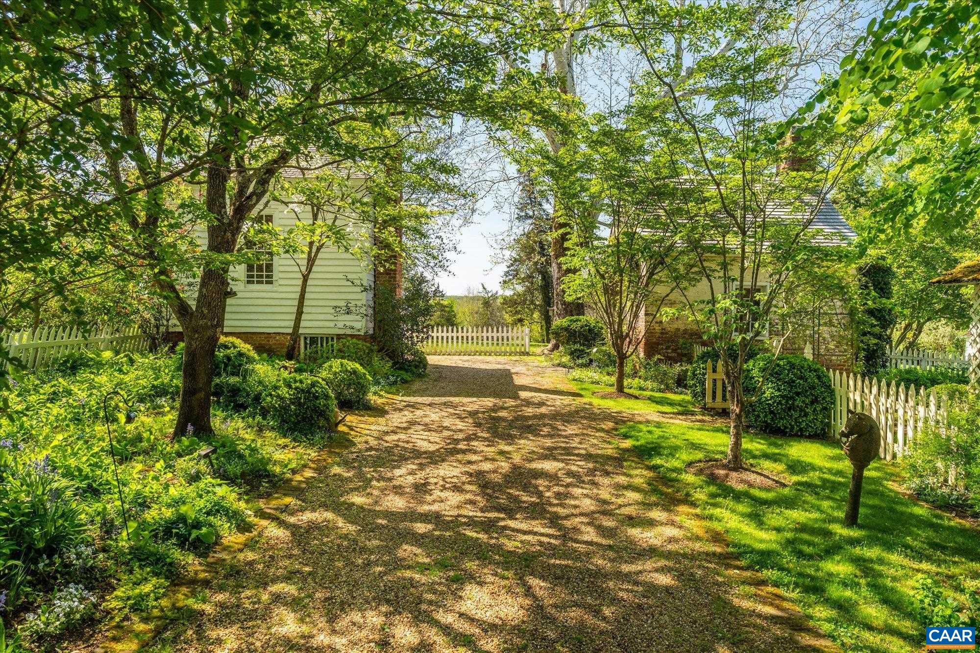 12601 RIVER RD, RICHMOND, Virginia 23238, 5 Bedrooms Bedrooms, ,3 BathroomsBathrooms,Residential,Tuckahoe,12601 RIVER RD,679439 MLS # 679439 12601 RIVER RD, RICHMOND, Virginia 23238, 5 Bedrooms Bedrooms, ,3 BathroomsBathrooms,Residential,Tuckahoe,12601 RIVER RD,679439 MLS # 679439