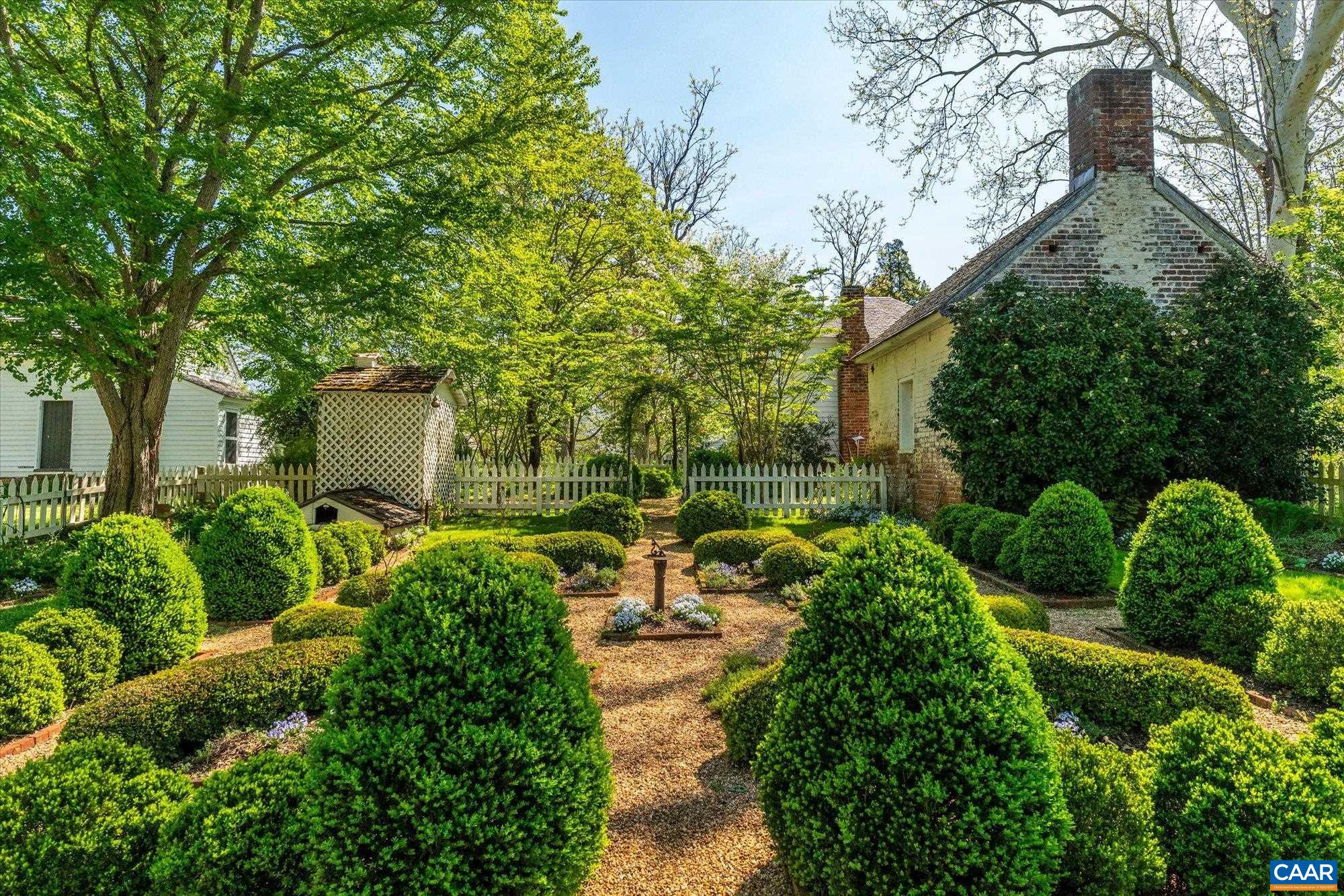 12601 RIVER RD, RICHMOND, Virginia 23238, 5 Bedrooms Bedrooms, ,3 BathroomsBathrooms,Residential,Tuckahoe,12601 RIVER RD,679439 MLS # 679439 12601 RIVER RD, RICHMOND, Virginia 23238, 5 Bedrooms Bedrooms, ,3 BathroomsBathrooms,Residential,Tuckahoe,12601 RIVER RD,679439 MLS # 679439