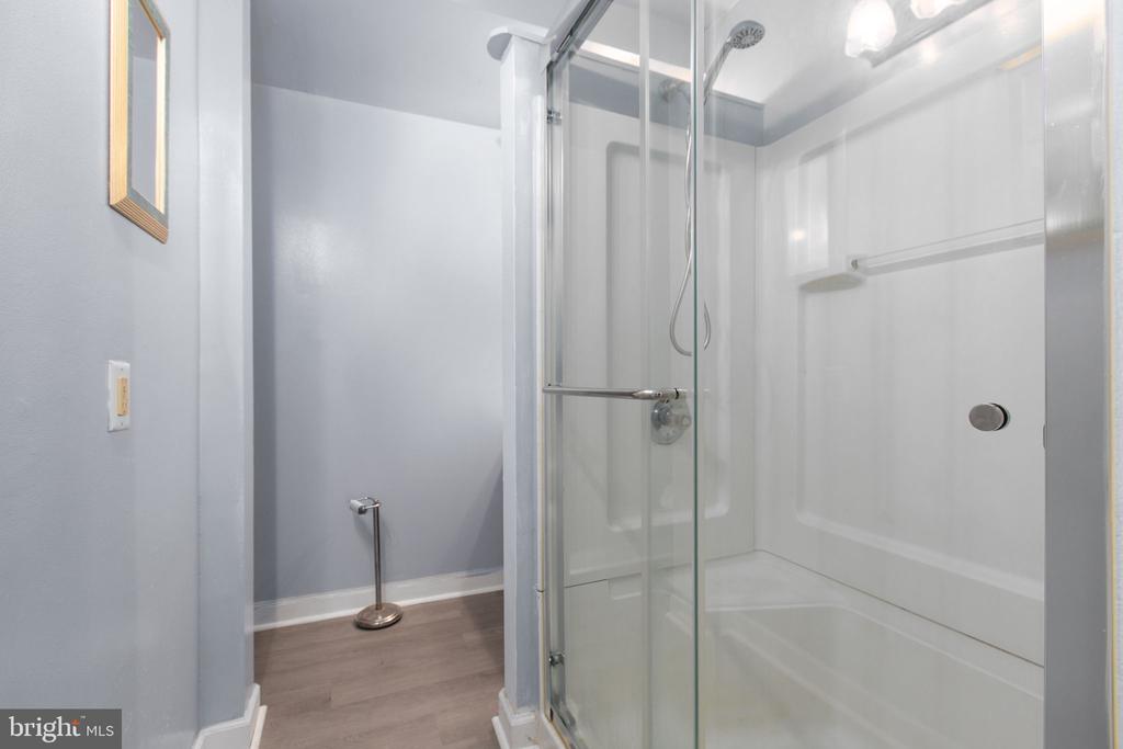 117 HILL ST, FREDERICKSBURG, Virginia 22408, 4 Bedrooms Bedrooms, ,2 BathroomsBathrooms,Residential,117 HILL ST,VASP2042604 MLS # VASP2042604