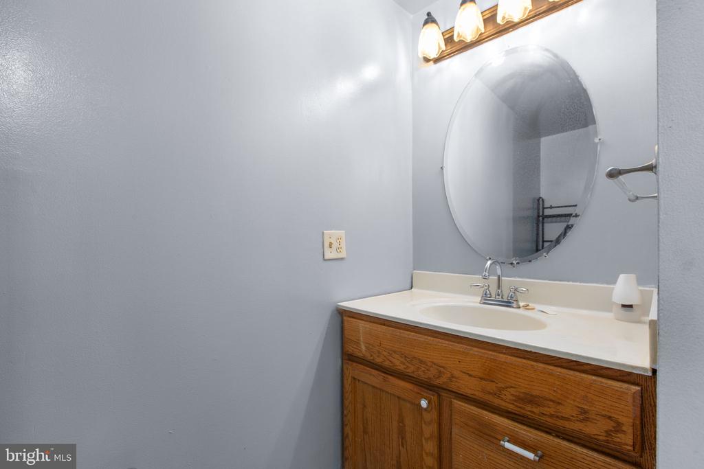 117 HILL ST, FREDERICKSBURG, Virginia 22408, 4 Bedrooms Bedrooms, ,2 BathroomsBathrooms,Residential,117 HILL ST,VASP2042604 MLS # VASP2042604