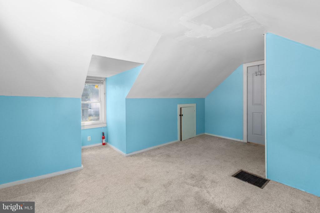 117 HILL ST, FREDERICKSBURG, Virginia 22408, 4 Bedrooms Bedrooms, ,2 BathroomsBathrooms,Residential,117 HILL ST,VASP2042604 MLS # VASP2042604