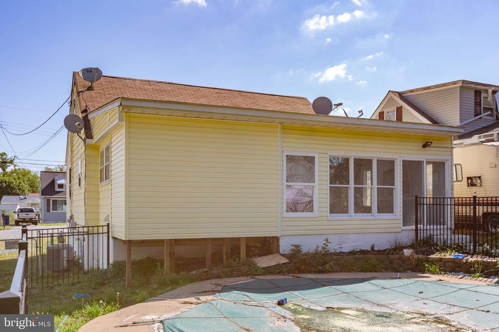 117 HILL ST, FREDERICKSBURG, Virginia 22408, 4 Bedrooms Bedrooms, ,2 BathroomsBathrooms,Residential,117 HILL ST,VASP2042604 MLS # VASP2042604