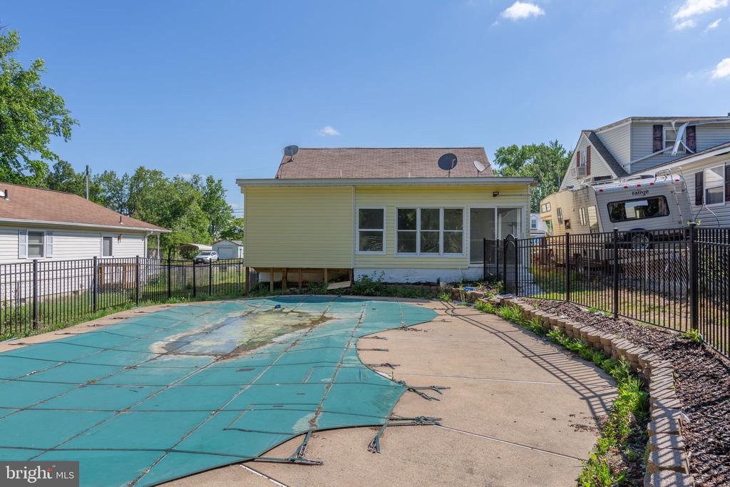 117 HILL ST, FREDERICKSBURG, Virginia 22408, 4 Bedrooms Bedrooms, ,2 BathroomsBathrooms,Residential,117 HILL ST,VASP2042604 MLS # VASP2042604
