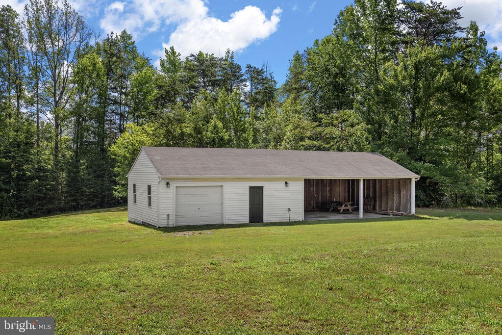 524 BLUEBERRY LN, LOUISA, Virginia 23093, 4 Bedrooms Bedrooms, ,3 BathroomsBathrooms,Residential,524 BLUEBERRY LN,VALA2010076 MLS # VALA2010076 524 BLUEBERRY LN, LOUISA, Virginia 23093, 4 Bedrooms Bedrooms, ,3 BathroomsBathrooms,Residential,524 BLUEBERRY LN,VALA2010076 MLS # VALA2010076