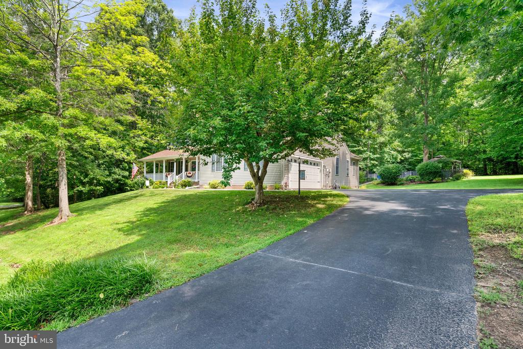11125 BLUE HERRON CIR, SPOTSYLVANIA, Virginia 22553, 5 Bedrooms Bedrooms, ,3 BathroomsBathrooms,Residential,11125 BLUE HERRON CIR,VASP2043616 MLS # VASP2043616 11125 BLUE HERRON CIR, SPOTSYLVANIA, Virginia 22553, 5 Bedrooms Bedrooms, ,3 BathroomsBathrooms,Residential,11125 BLUE HERRON CIR,VASP2043616 MLS # VASP2043616