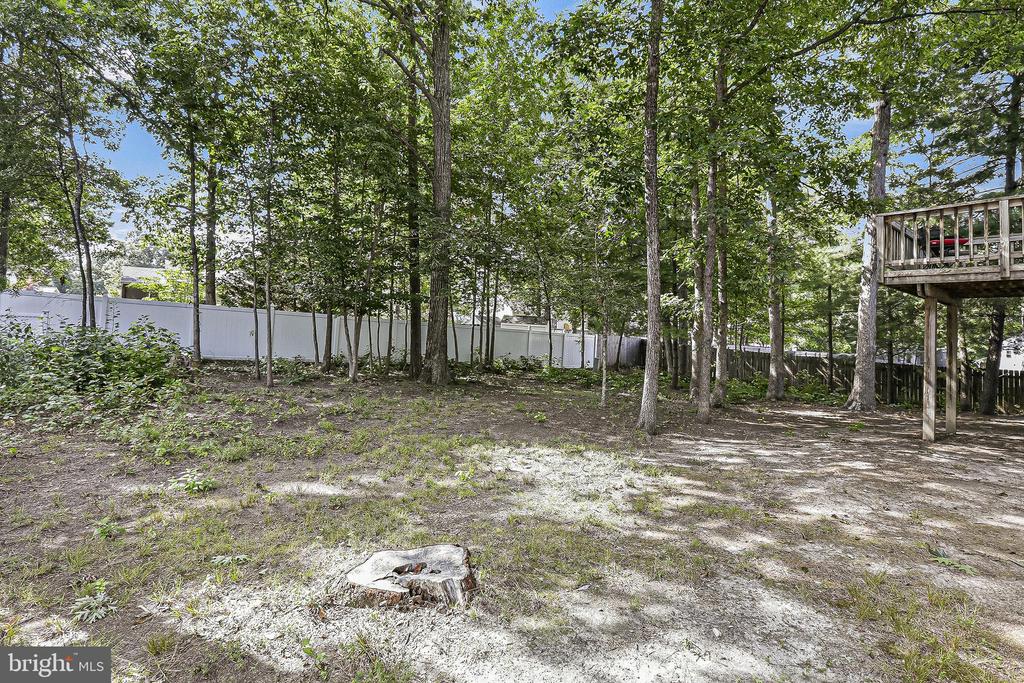 10608 CRESTWOOD DR, SPOTSYLVANIA, Virginia 22553, 4 Bedrooms Bedrooms, ,3 BathroomsBathrooms,Residential,10608 CRESTWOOD DR,VASP2043528 MLS # VASP2043528