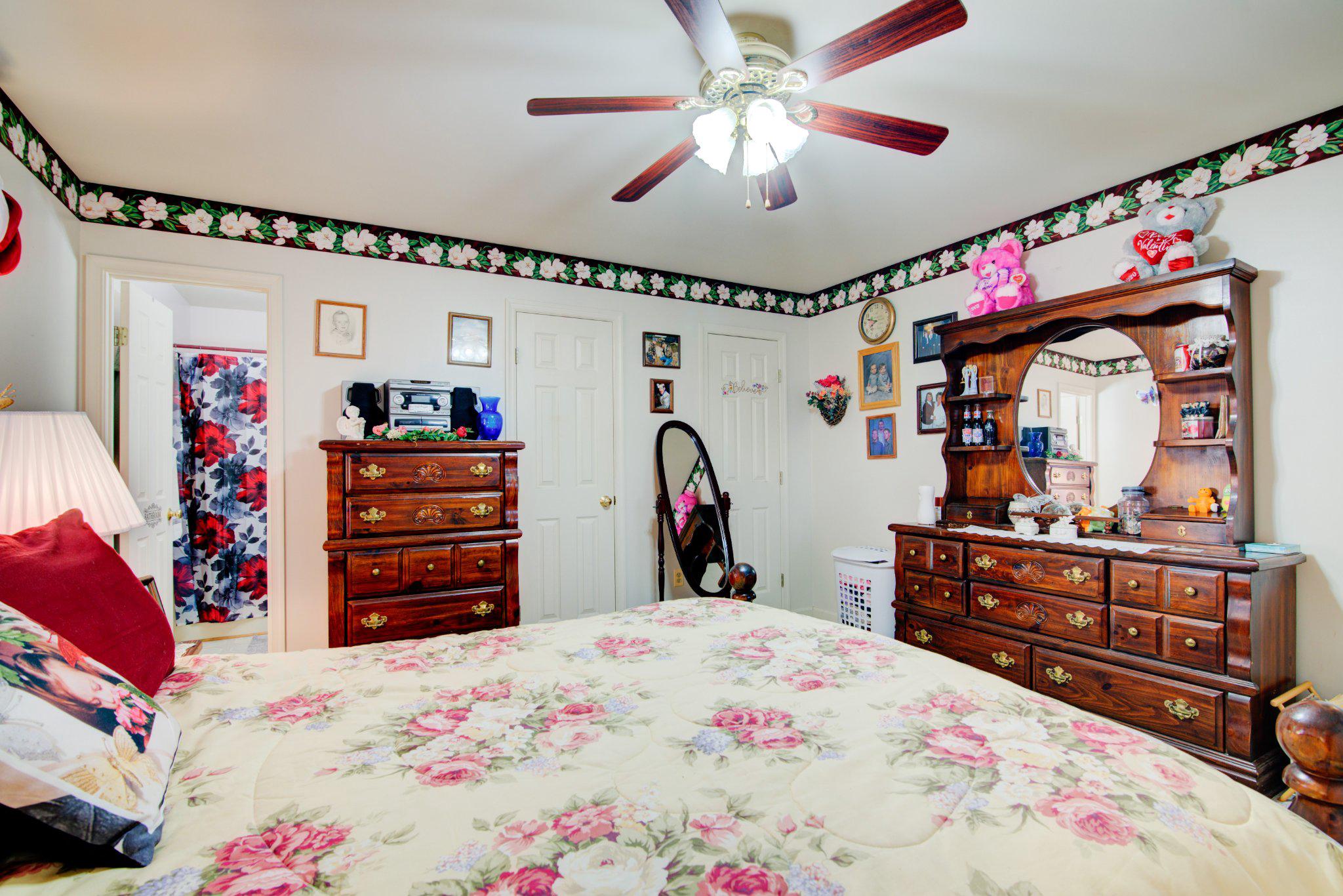 11747 BATTLE RIDGE DR, REMINGTON, Virginia 22734, 3 Bedrooms Bedrooms, ,2 BathroomsBathrooms,Residential,11747 BATTLE RIDGE DR,VAFQ2023002 MLS # VAFQ2023002 11747 BATTLE RIDGE DR, REMINGTON, Virginia 22734, 3 Bedrooms Bedrooms, ,2 BathroomsBathrooms,Residential,11747 BATTLE RIDGE DR,VAFQ2023002 MLS # VAFQ2023002