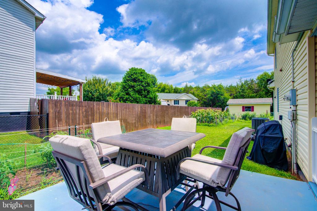 11747 BATTLE RIDGE DR, REMINGTON, Virginia 22734, 3 Bedrooms Bedrooms, ,2 BathroomsBathrooms,Residential,11747 BATTLE RIDGE DR,VAFQ2023002 MLS # VAFQ2023002 11747 BATTLE RIDGE DR, REMINGTON, Virginia 22734, 3 Bedrooms Bedrooms, ,2 BathroomsBathrooms,Residential,11747 BATTLE RIDGE DR,VAFQ2023002 MLS # VAFQ2023002
