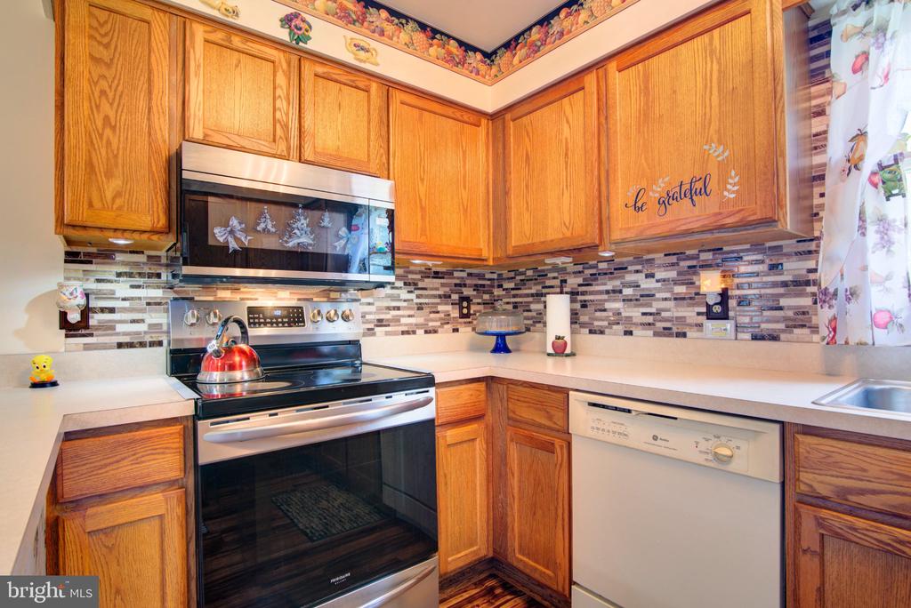 11747 BATTLE RIDGE DR, REMINGTON, Virginia 22734, 3 Bedrooms Bedrooms, ,2 BathroomsBathrooms,Residential,11747 BATTLE RIDGE DR,VAFQ2023002 MLS # VAFQ2023002 11747 BATTLE RIDGE DR, REMINGTON, Virginia 22734, 3 Bedrooms Bedrooms, ,2 BathroomsBathrooms,Residential,11747 BATTLE RIDGE DR,VAFQ2023002 MLS # VAFQ2023002