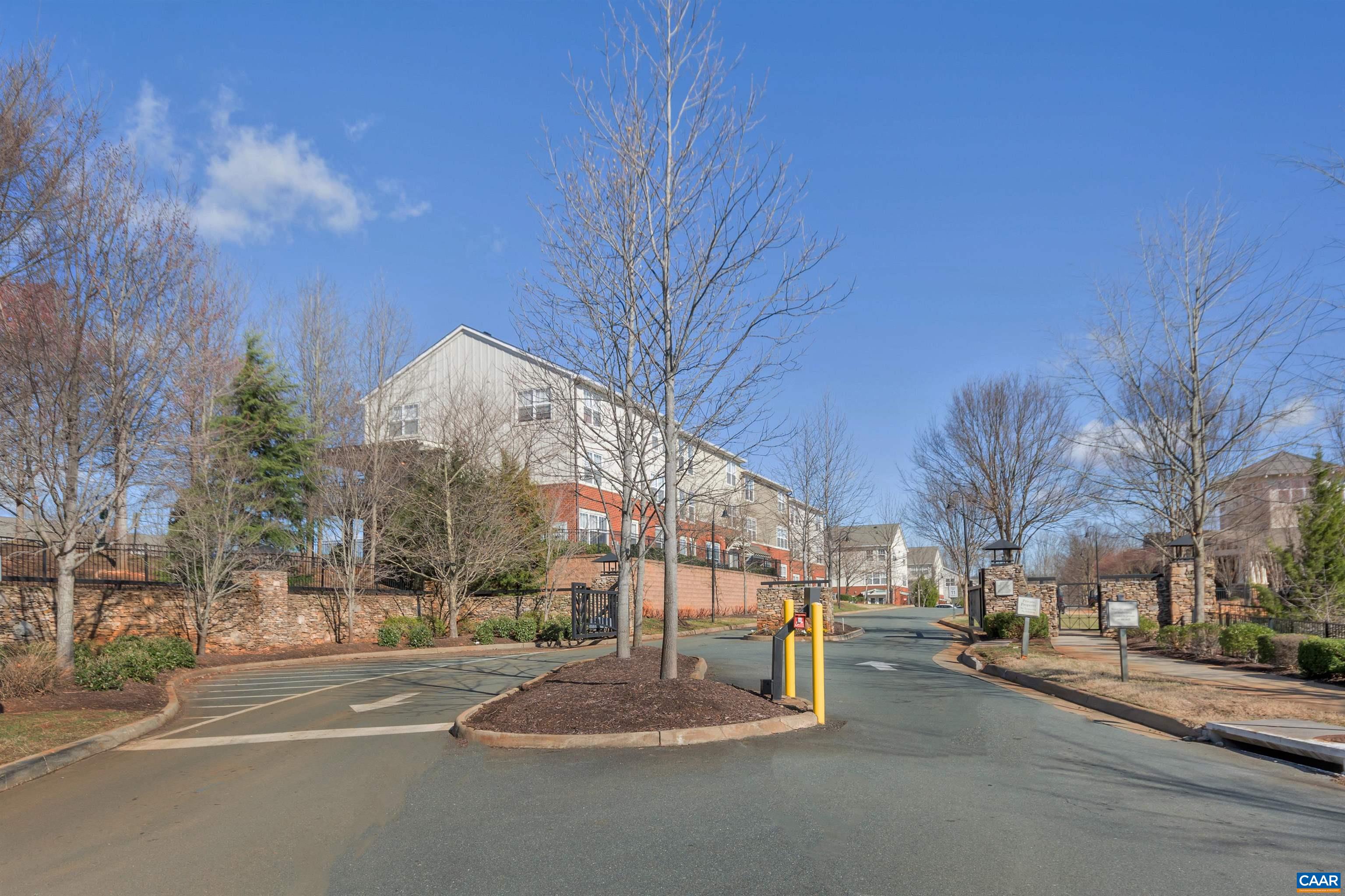 1915 BEECHCREST CT, CHARLOTTESVILLE, Virginia 22903, 3 Bedrooms Bedrooms, ,3 BathroomsBathrooms,Residential,1915 BEECHCREST CT,679423 MLS # 679423