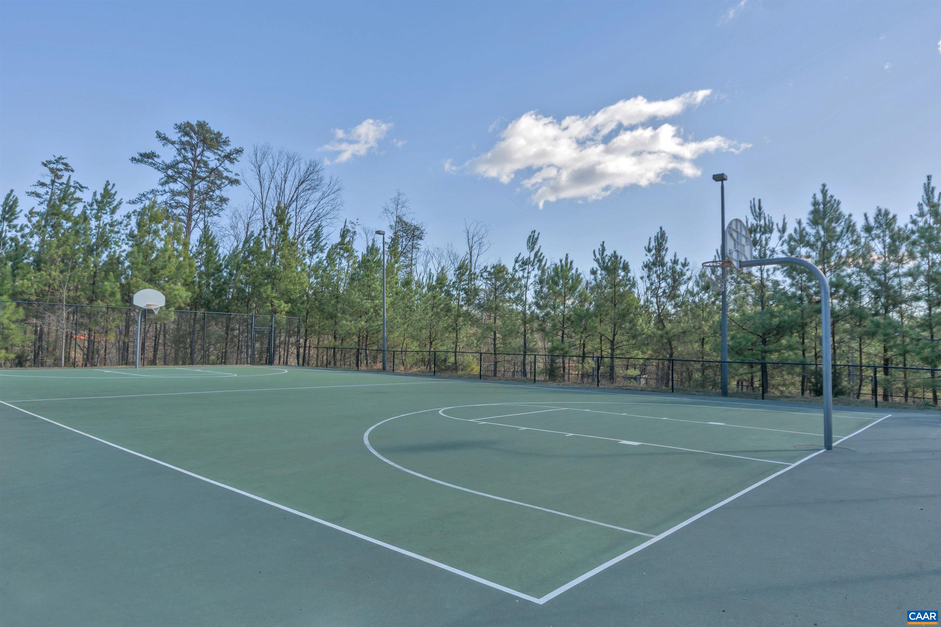 1915 BEECHCREST CT, CHARLOTTESVILLE, Virginia 22903, 3 Bedrooms Bedrooms, ,3 BathroomsBathrooms,Residential,1915 BEECHCREST CT,679423 MLS # 679423