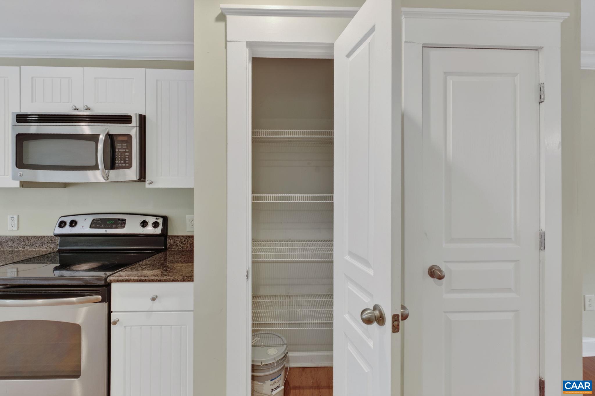 1915 BEECHCREST CT, CHARLOTTESVILLE, Virginia 22903, 3 Bedrooms Bedrooms, ,3 BathroomsBathrooms,Residential,1915 BEECHCREST CT,679423 MLS # 679423