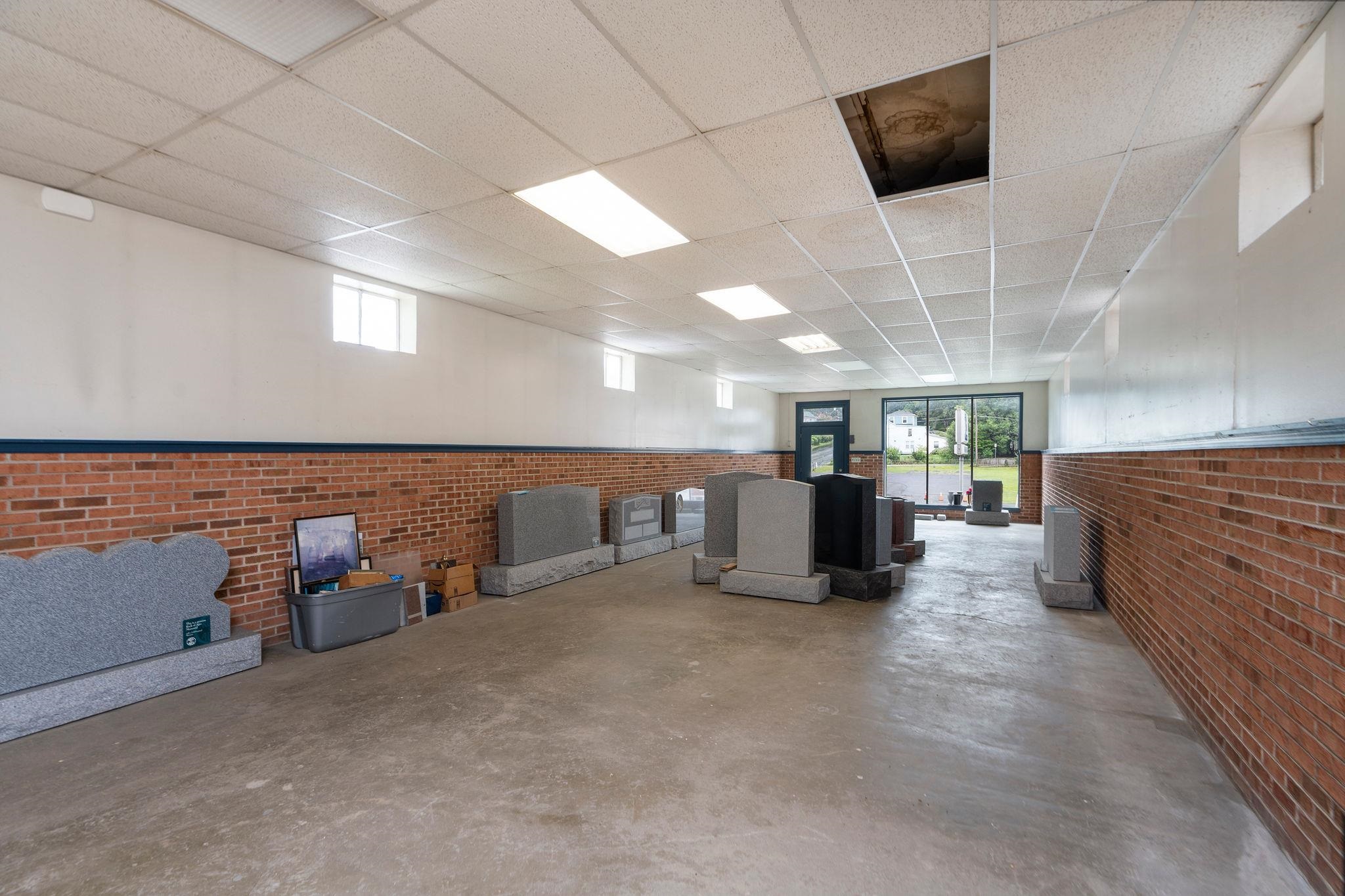 820 N AUGUSTA ST, STAUNTON, Virginia 24401, ,Commercial,820 N AUGUSTA ST,679467 MLS # 679467 820 N AUGUSTA ST, STAUNTON, Virginia 24401, ,Commercial,820 N AUGUSTA ST,679467 MLS # 679467