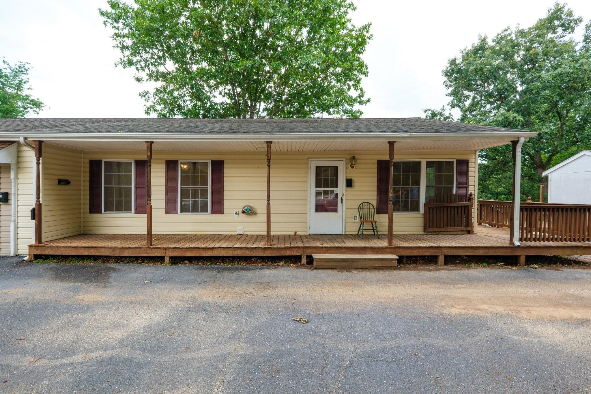 45 MORRIS MILL RD, STAUNTON, Virginia 24401, ,Residential,45 MORRIS MILL RD,679452 MLS # 679452