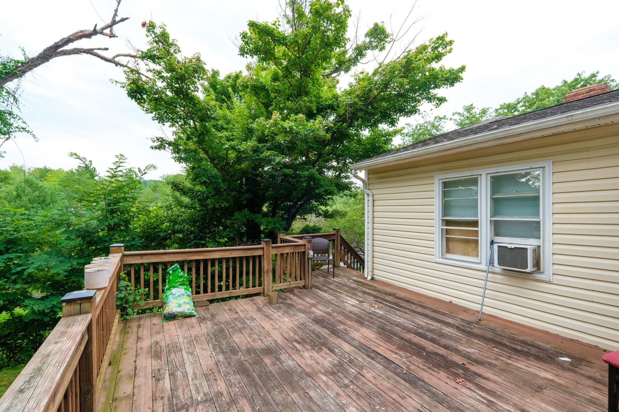45 MORRIS MILL RD, STAUNTON, Virginia 24401, ,Residential,45 MORRIS MILL RD,679452 MLS # 679452