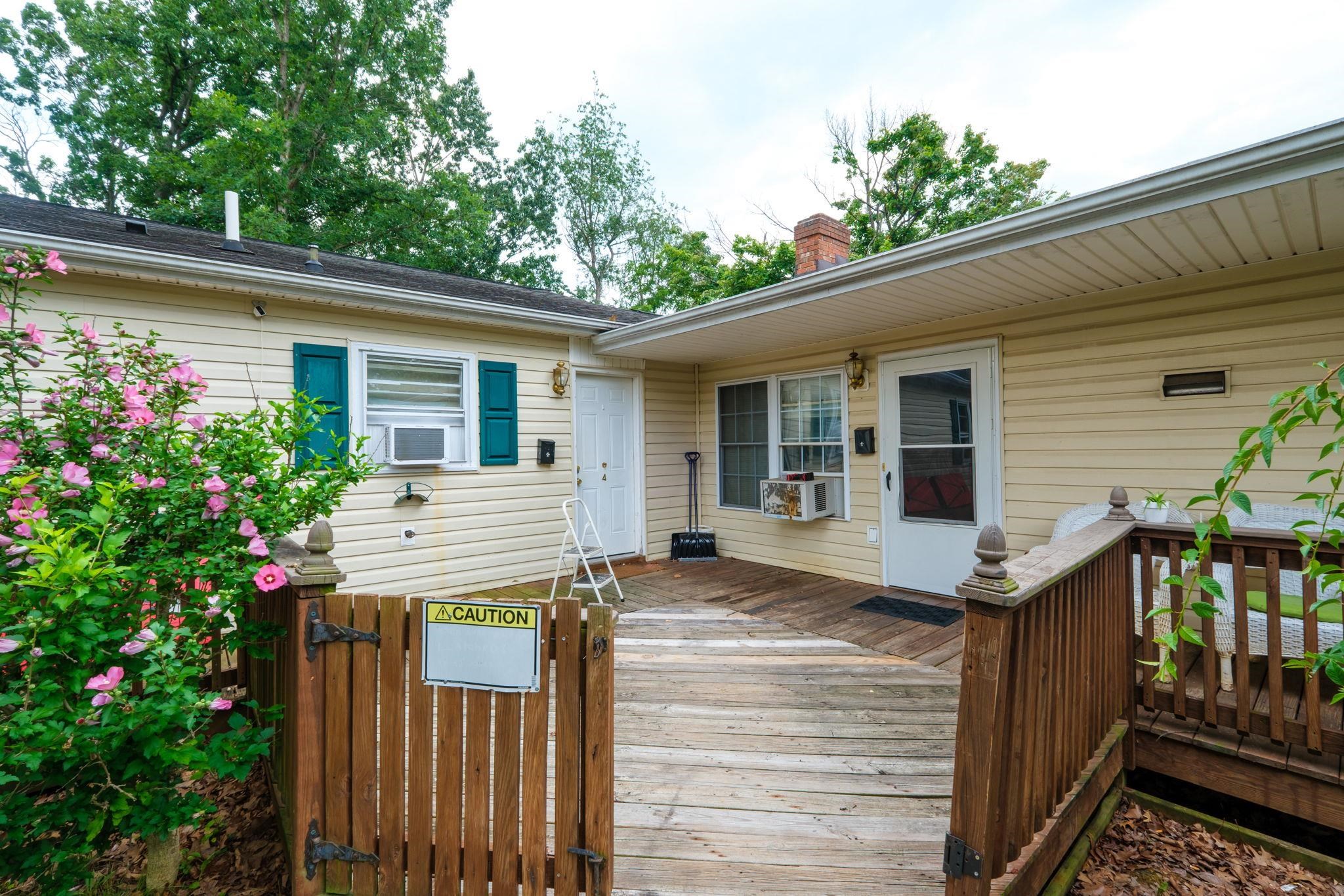 45 MORRIS MILL RD, STAUNTON, Virginia 24401, ,Residential,45 MORRIS MILL RD,679452 MLS # 679452