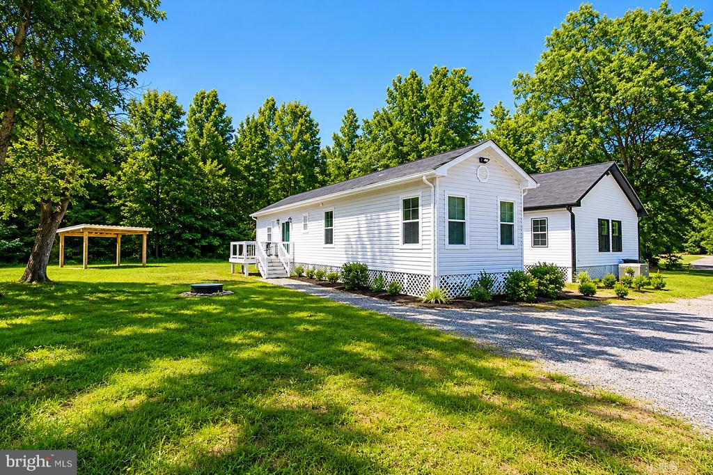 4319 HADAMAR RD, SPOTSYLVANIA, Virginia 22551, 5 Bedrooms Bedrooms, ,3 BathroomsBathrooms,Residential,4319 HADAMAR RD,VASP2042564 MLS # VASP2042564